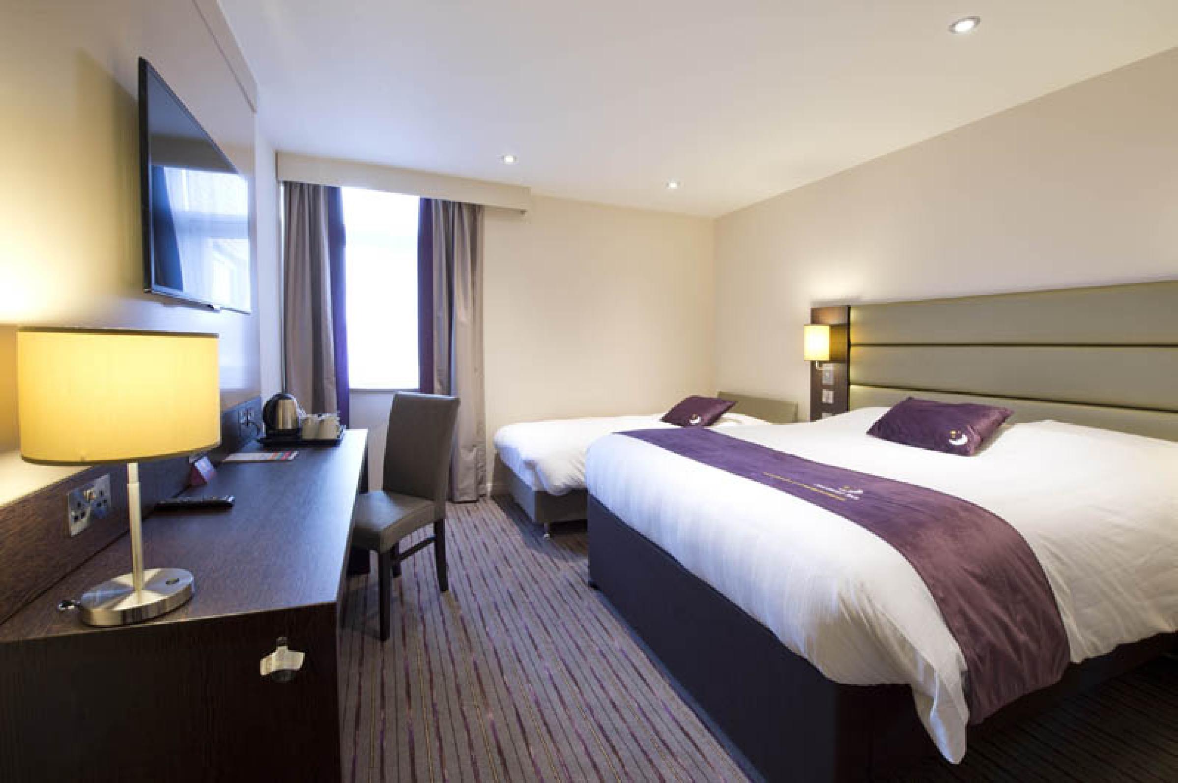 Premier Inn Glasgow Braehead Dış mekan fotoğraf