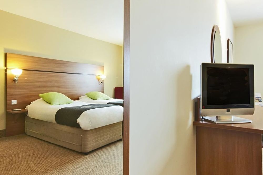 Premier Inn Glasgow Braehead Dış mekan fotoğraf