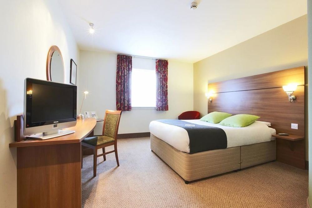 Premier Inn Glasgow Braehead Dış mekan fotoğraf