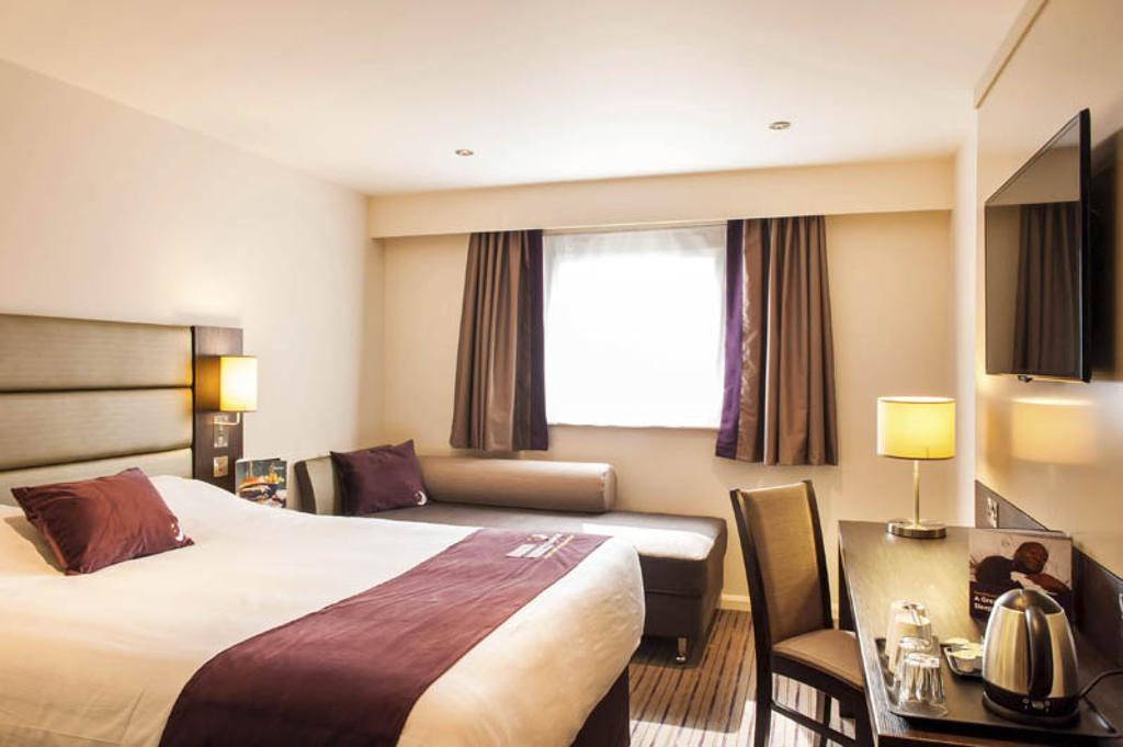 Premier Inn Glasgow Braehead Dış mekan fotoğraf