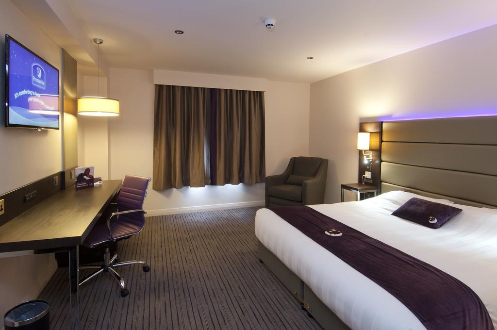 Premier Inn Glasgow Braehead Dış mekan fotoğraf