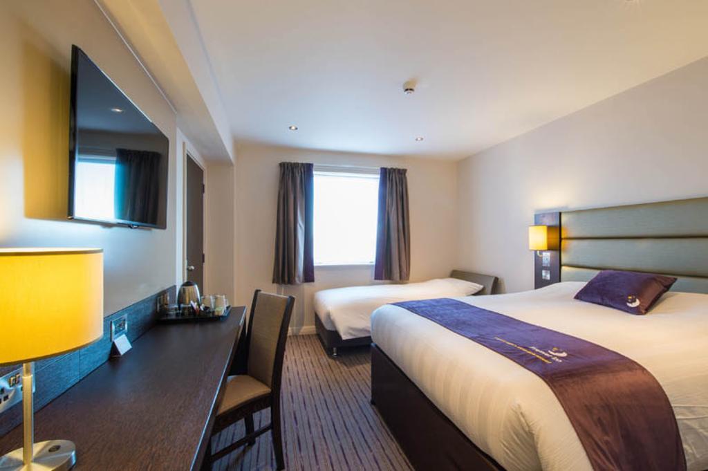 Premier Inn Glasgow Braehead Dış mekan fotoğraf